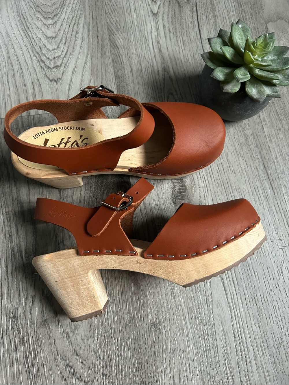 Lotta From Stockholm Cognac Brown Leather Open-Toe Clogs